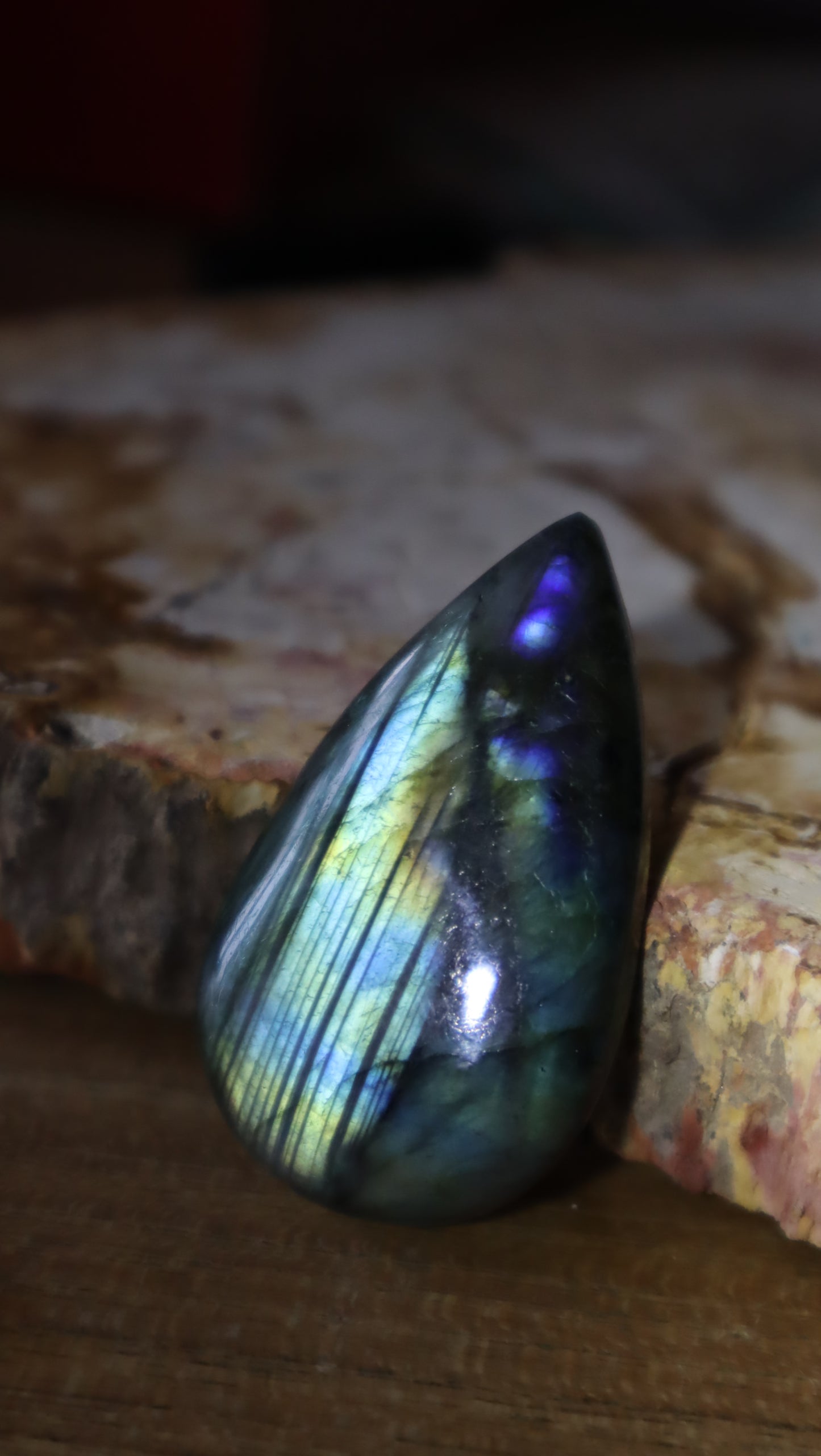 Neptune's tear Labradorite cabochon palm stone